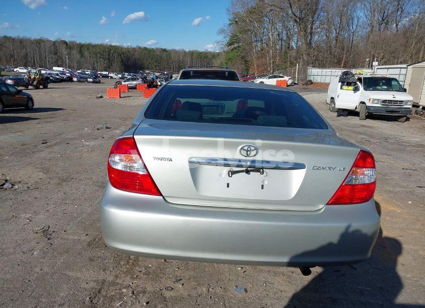 Photo 16 of 2003 Toyota Camry LE (VIN 4T1BE32KX3U181403)
