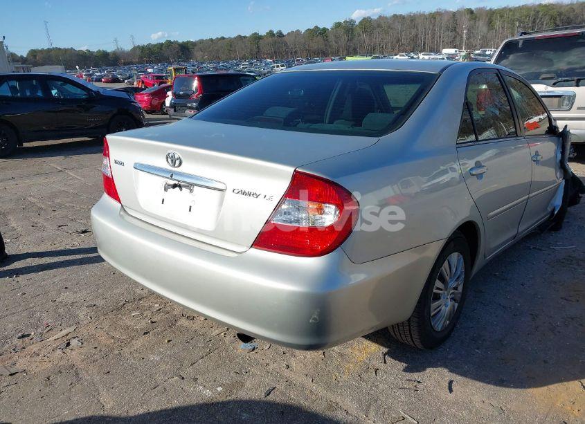 Photo 4 of 2003 Toyota Camry LE (VIN 4T1BE32KX3U181403)
