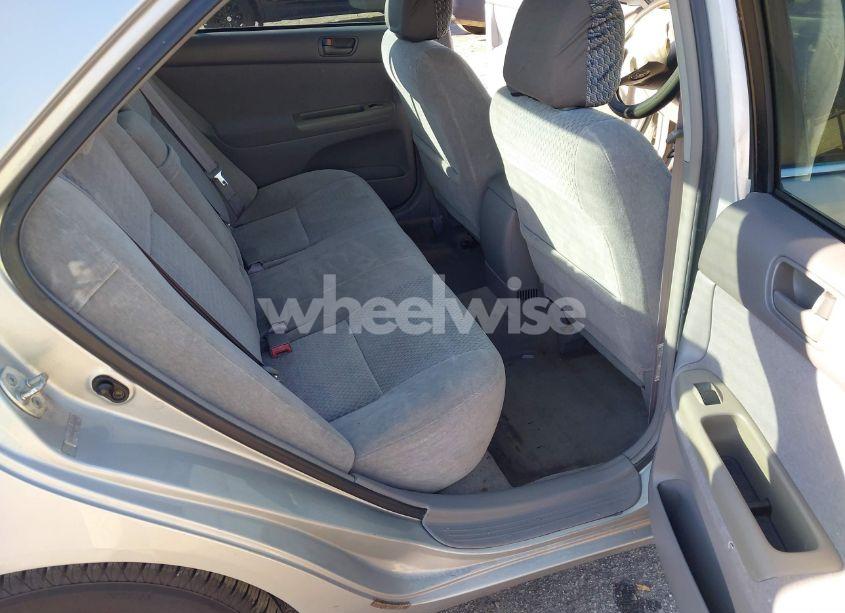 Photo 8 of 2003 Toyota Camry LE (VIN 4T1BE32KX3U181403)