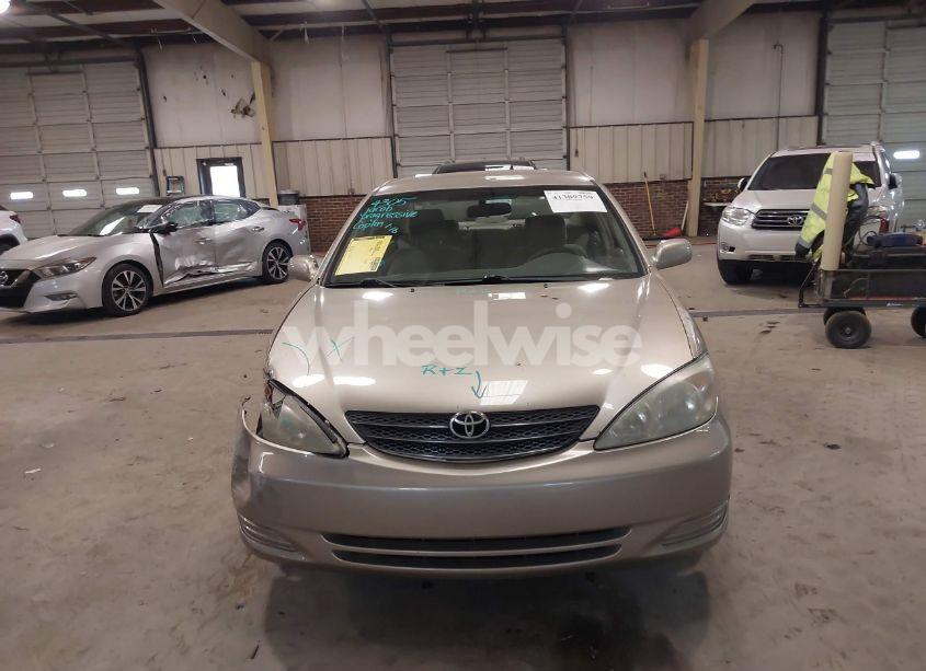 Photo 12 of 2003 Toyota Camry LE (VIN 4T1BE32KX3U225853)