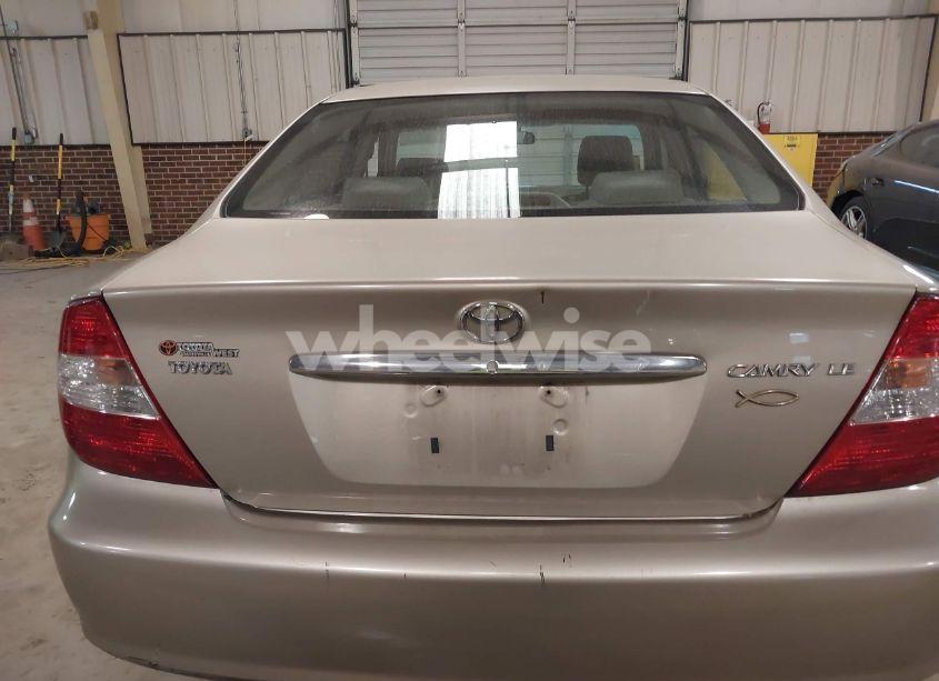 Photo 16 of 2003 Toyota Camry LE (VIN 4T1BE32KX3U225853)