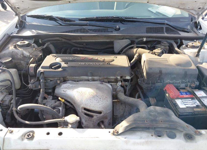 Photo 10 of 2003 Toyota Camry LE (VIN 4T1BE32KX3U255273)