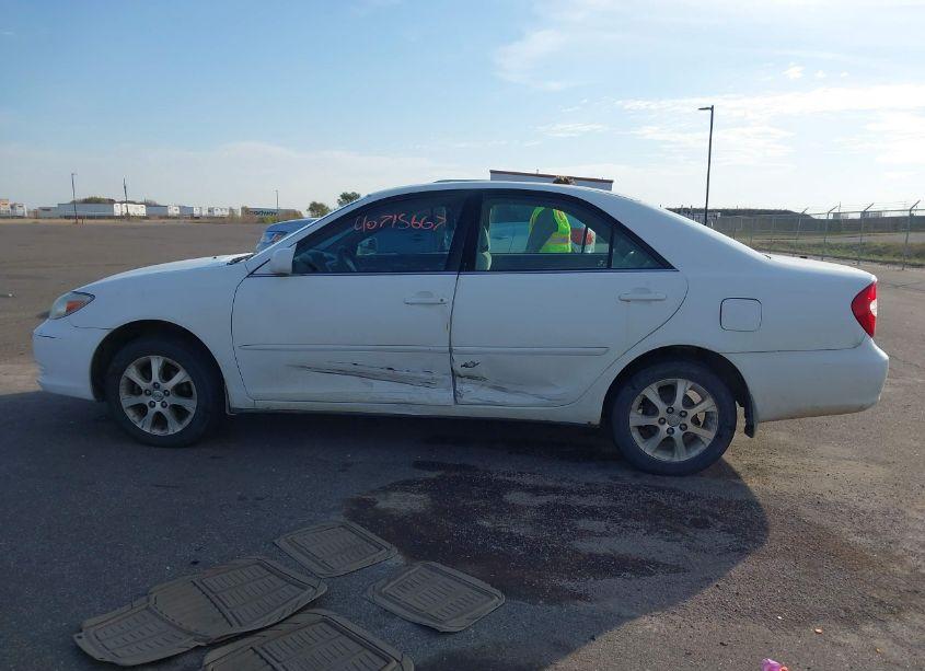 Photo 14 of 2003 Toyota Camry LE (VIN 4T1BE32KX3U255273)