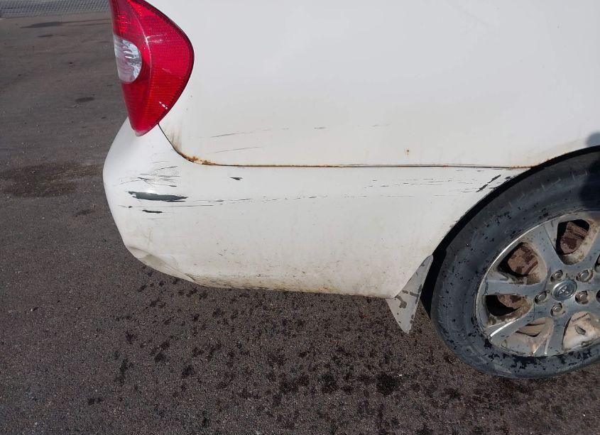 Photo 6 of 2003 Toyota Camry LE (VIN 4T1BE32KX3U255273)