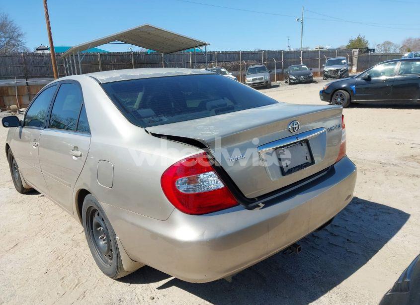 Photo 3 of 2003 Toyota Camry LE (VIN 4T1BE32KX3U681903)