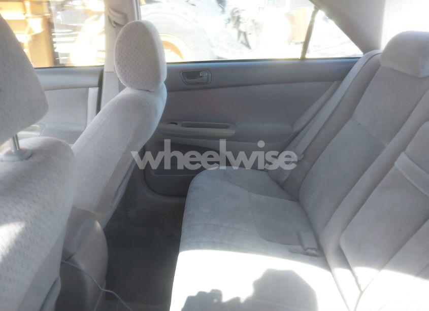 Photo 8 of 2003 Toyota Camry LE (VIN 4T1BE32KX3U681903)