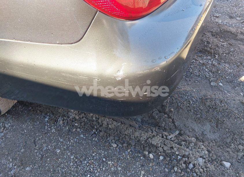 Photo 13 of 2003 Toyota Camry LE/XLE/SE (VIN 4T1BE32KX3U689421)