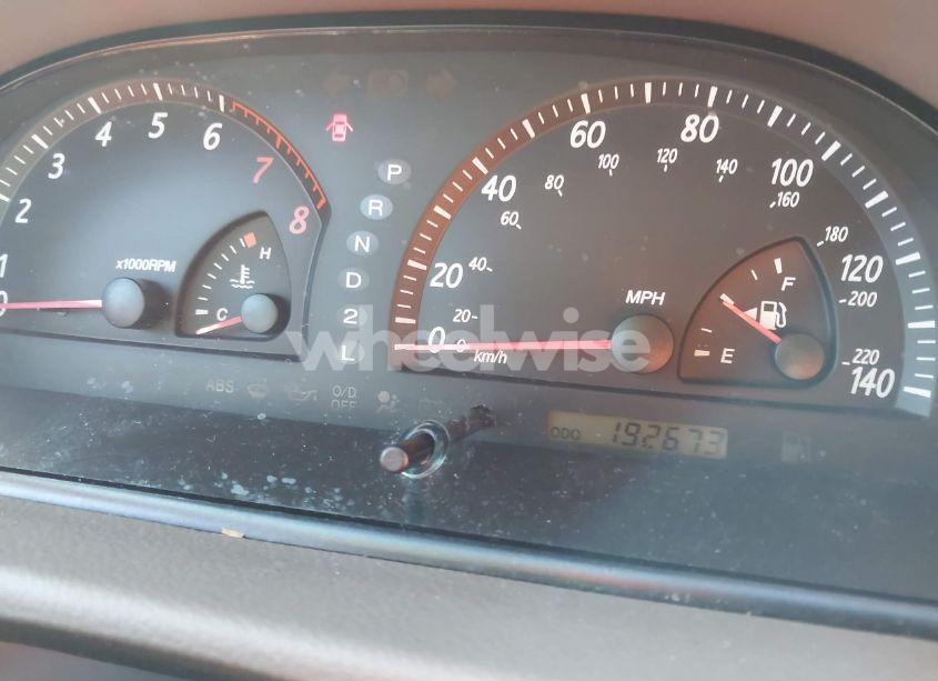 Photo 7 of 2003 Toyota Camry LE/XLE/SE (VIN 4T1BE32KX3U689421)