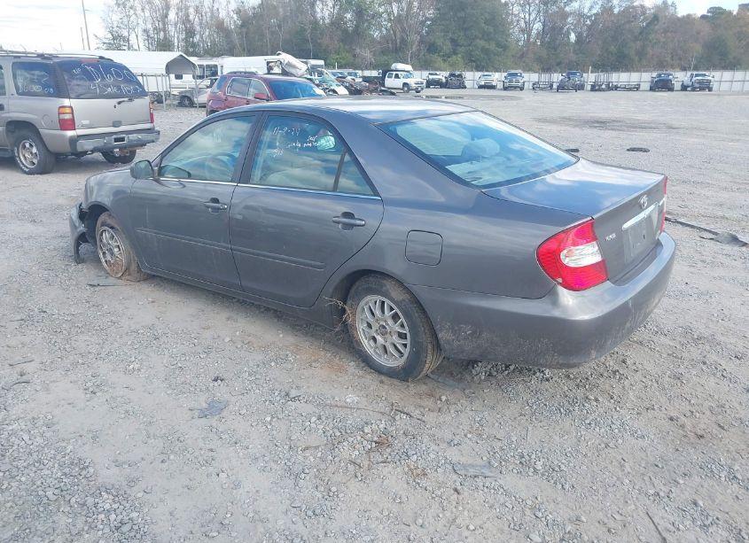 Photo 3 of 2003 Toyota Camry LE (VIN 4T1BE32KX3U707934)