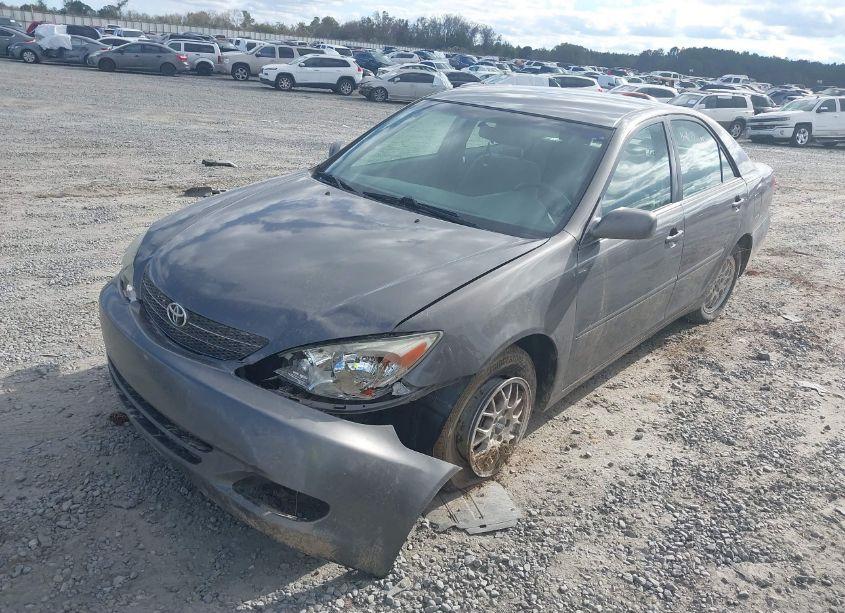 Photo 6 of 2003 Toyota Camry LE (VIN 4T1BE32KX3U707934)