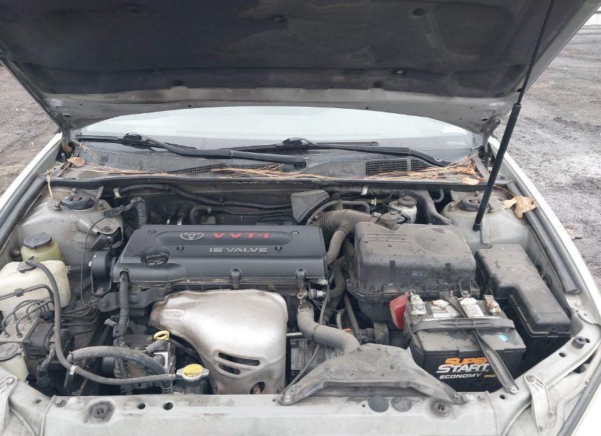 Photo 10 of 2003 Toyota Camry LE (VIN 4T1BE32KX3U730436)