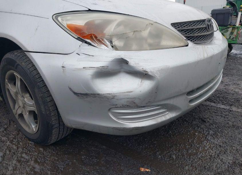 Photo 6 of 2003 Toyota Camry LE (VIN 4T1BE32KX3U730436)