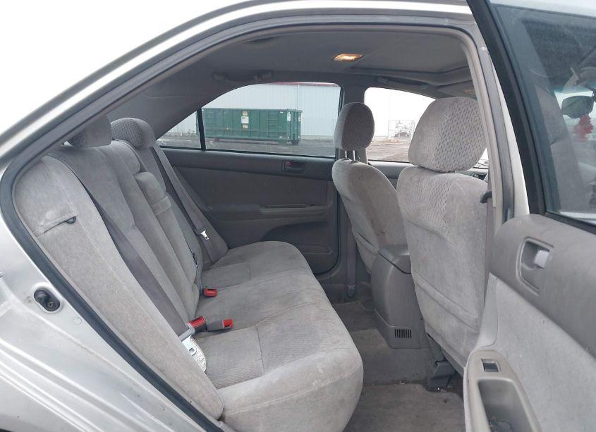 Photo 8 of 2003 Toyota Camry LE (VIN 4T1BE32KX3U730436)