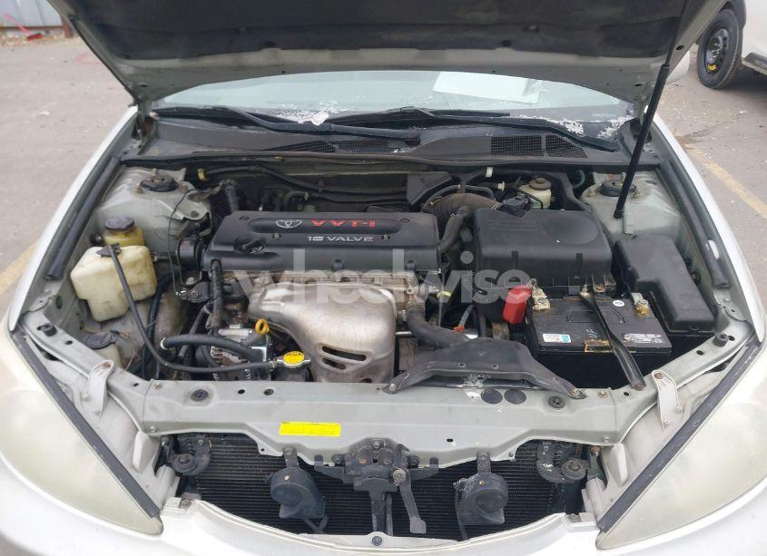 Photo 10 of 2003 Toyota Camry LE (VIN 4T1BE32KX3U774470)