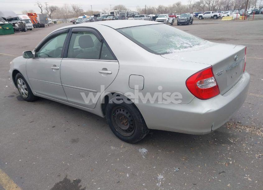 Photo 3 of 2003 Toyota Camry LE (VIN 4T1BE32KX3U774470)