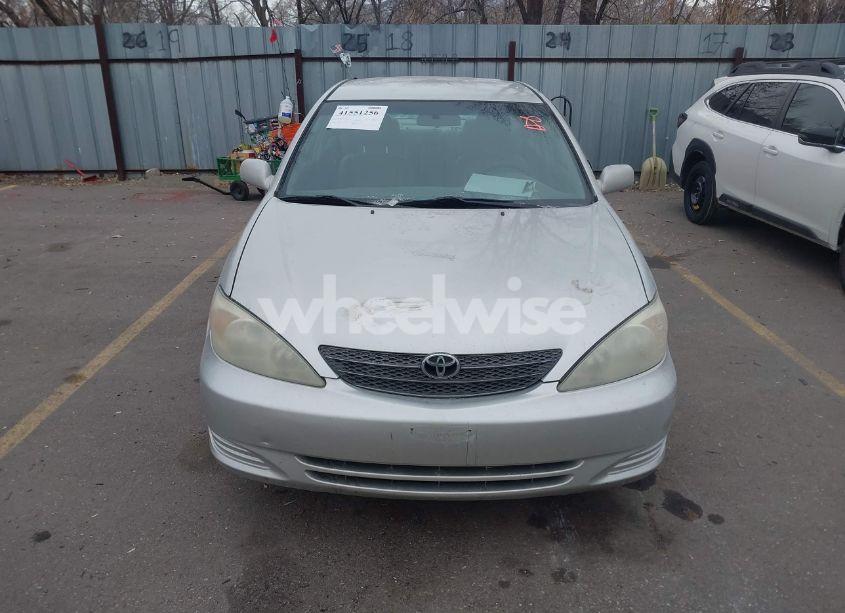 Photo 6 of 2003 Toyota Camry LE (VIN 4T1BE32KX3U774470)