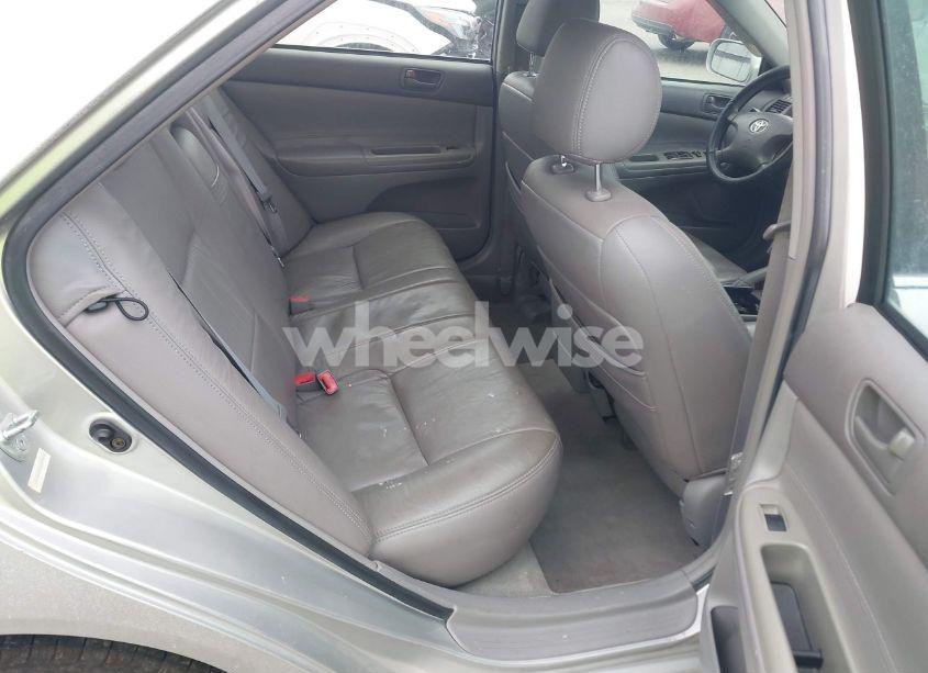 Photo 8 of 2003 Toyota Camry LE (VIN 4T1BE32KX3U774470)