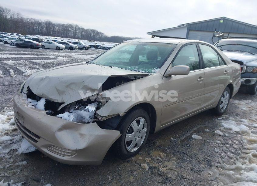 Photo 6 of 2003 Toyota Camry LE (VIN 4T1BE32KX3U778292)