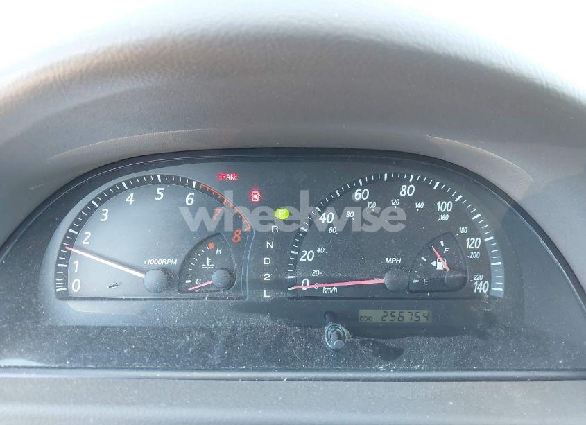 Photo 7 of 2003 Toyota Camry LE (VIN 4T1BE32KX3U778292)