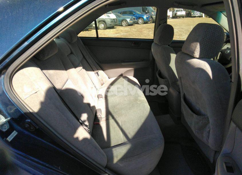 Photo 8 of 2004 Toyota Camry LE/XLE/SE (VIN 4T1BE32KX4U301962)