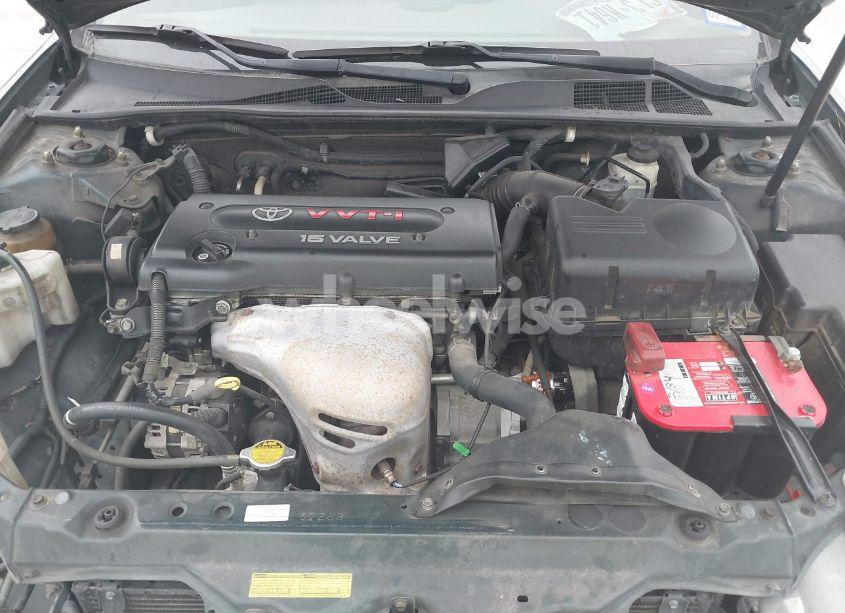 Photo 10 of 2004 Toyota Camry LE (VIN 4T1BE32KX4U306725)