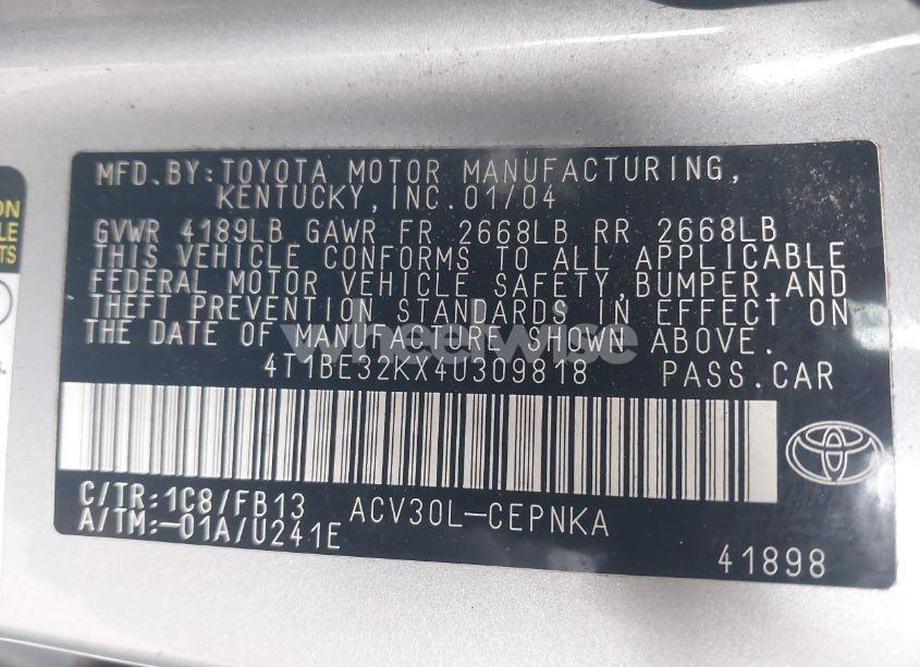 Photo 9 of 2004 Toyota Camry LE (VIN 4T1BE32KX4U309818)