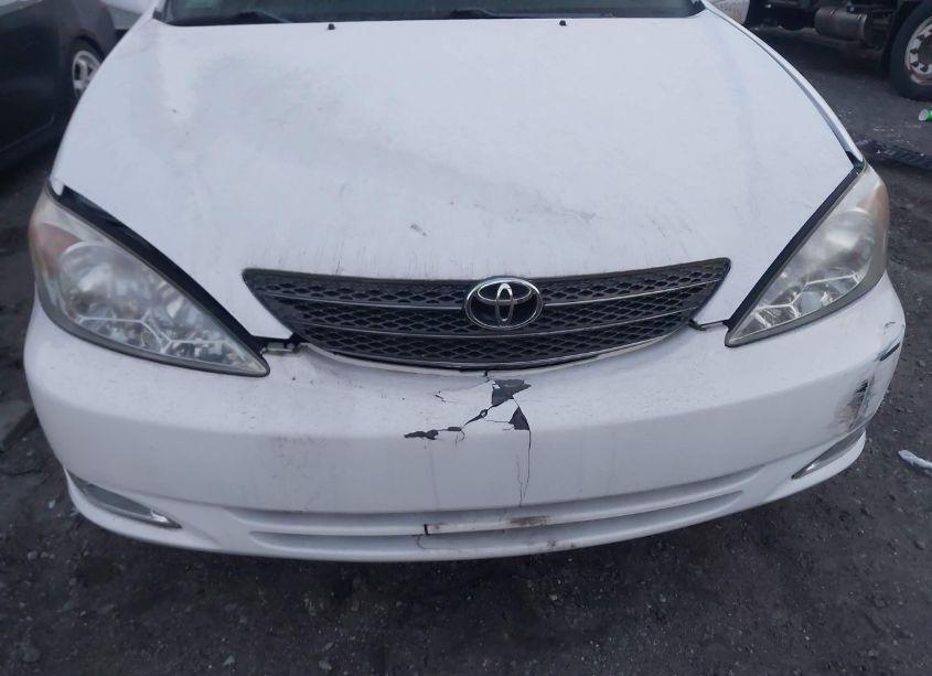 Photo 6 of 2004 Toyota Camry LE (VIN 4T1BE32KX4U313089)