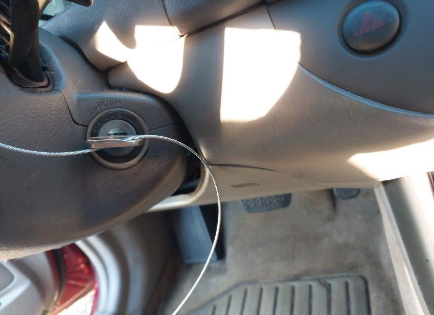 Photo 11 of 2004 Toyota Camry LE (VIN 4T1BE32KX4U331964)