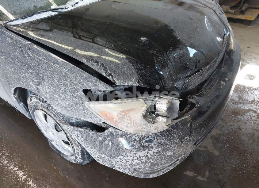 Photo 14 of 2004 Toyota Camry LE (VIN 4T1BE32KX4U337912)