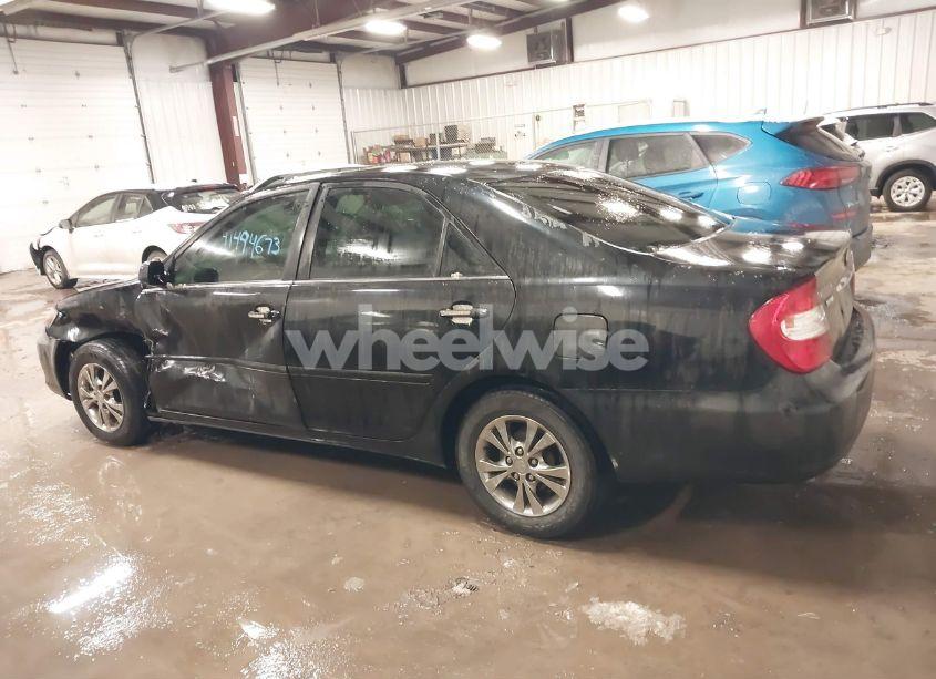 Photo 14 of 2004 Toyota Camry LE (VIN 4T1BE32KX4U368397)