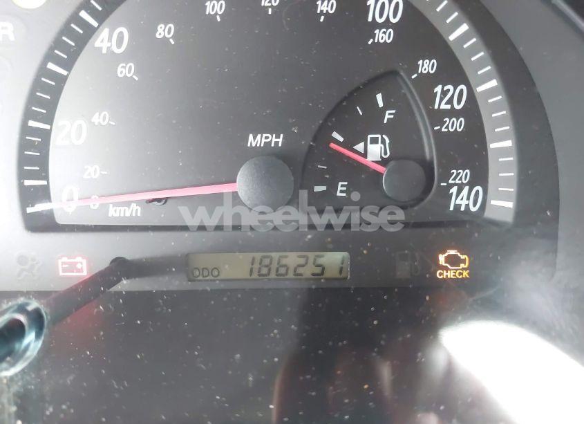 Photo 16 of 2004 Toyota Camry LE (VIN 4T1BE32KX4U826259)