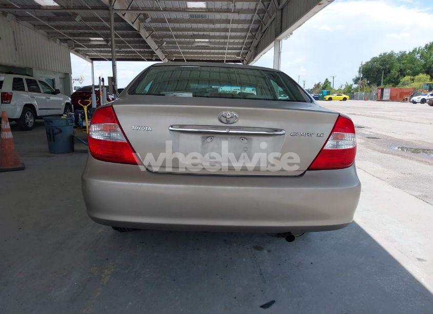 Photo 17 of 2004 Toyota Camry LE (VIN 4T1BE32KX4U826259)