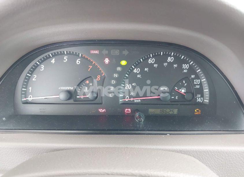 Photo 7 of 2004 Toyota Camry LE (VIN 4T1BE32KX4U826259)