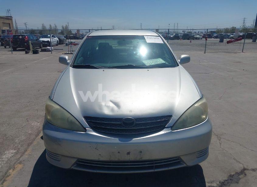 Photo 12 of 2004 Toyota Camry LE (VIN 4T1BE32KX4U833745)