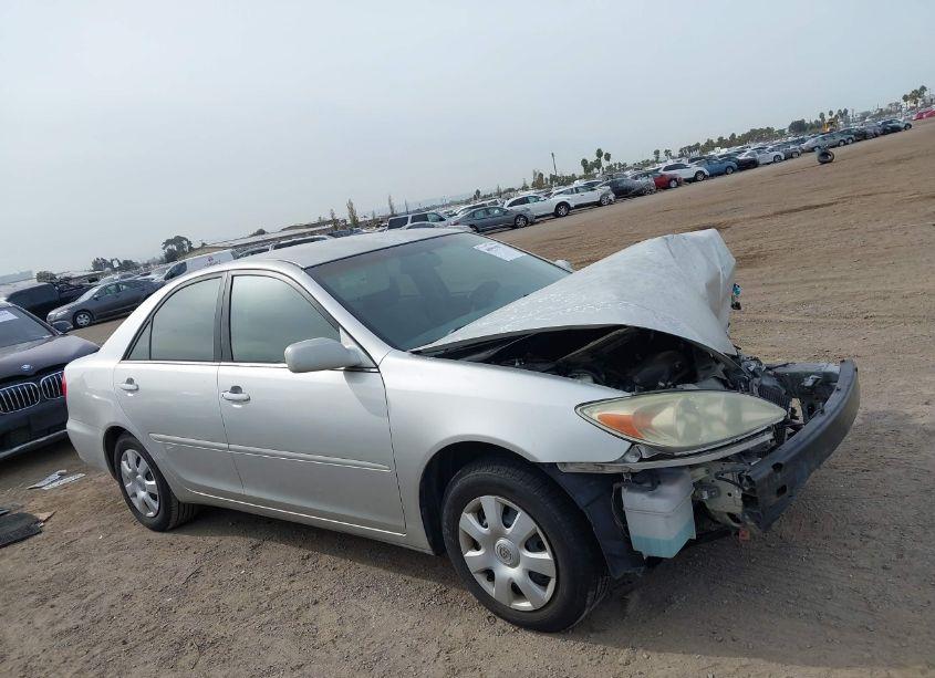 Photo 14 of 2004 Toyota Camry LE (VIN 4T1BE32KX4U857088)