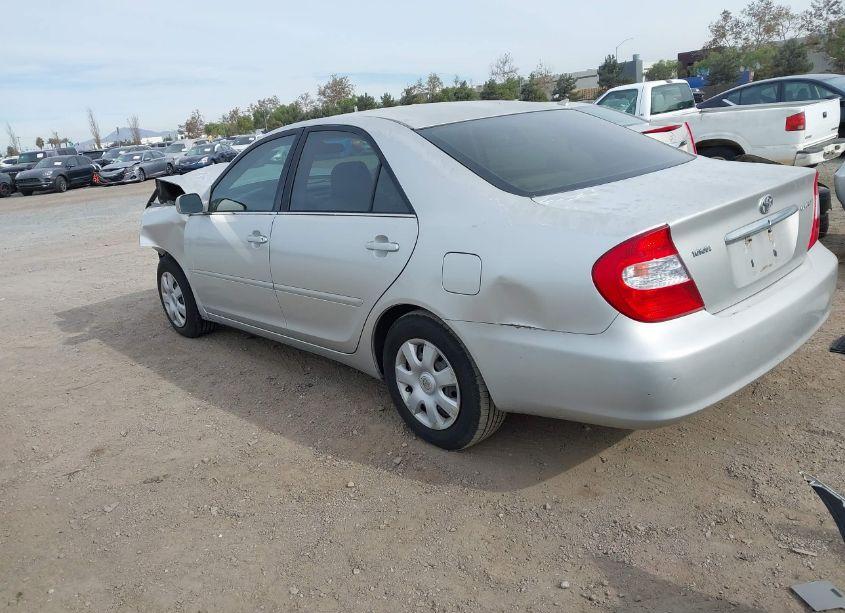 Photo 3 of 2004 Toyota Camry LE (VIN 4T1BE32KX4U857088)