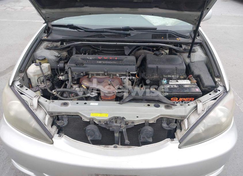 Photo 10 of 2004 Toyota Camry SE (VIN 4T1BE32KX4U879138)