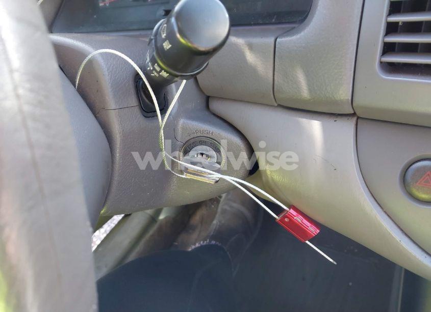 Photo 11 of 2004 Toyota Camry LE (VIN 4T1BE32KX4U881102)