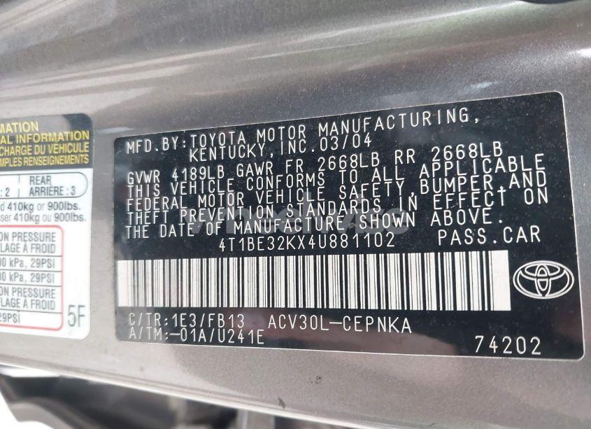 Photo 9 of 2004 Toyota Camry LE (VIN 4T1BE32KX4U881102)