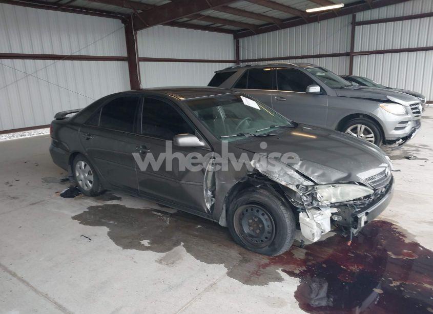 2004 Toyota Camry LE/SE/STD/XLE (VIN 4T1BE32KX4U919993) main photo