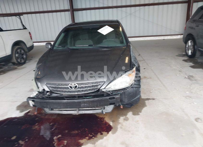 Photo 12 of 2004 Toyota Camry LE/SE/STD/XLE (VIN 4T1BE32KX4U919993)