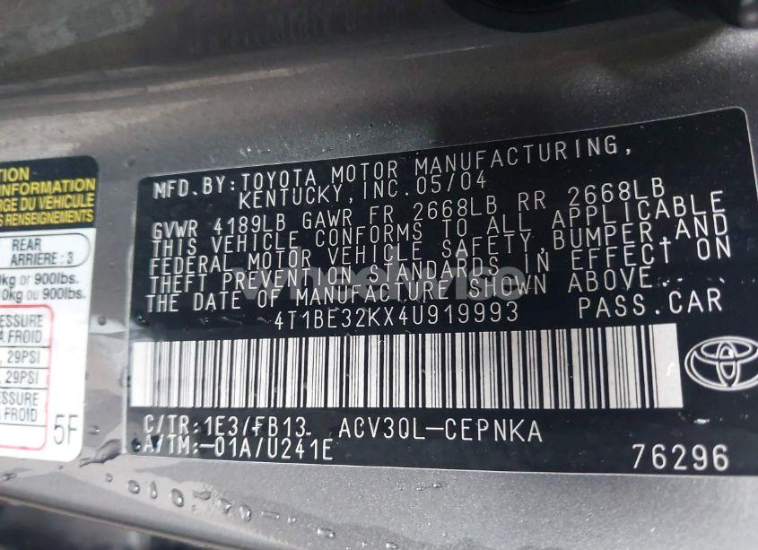 Photo 9 of 2004 Toyota Camry LE/SE/STD/XLE (VIN 4T1BE32KX4U919993)