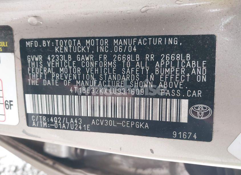 Photo 9 of 2004 Toyota Camry XLE (VIN 4T1BE32KX4U931609)