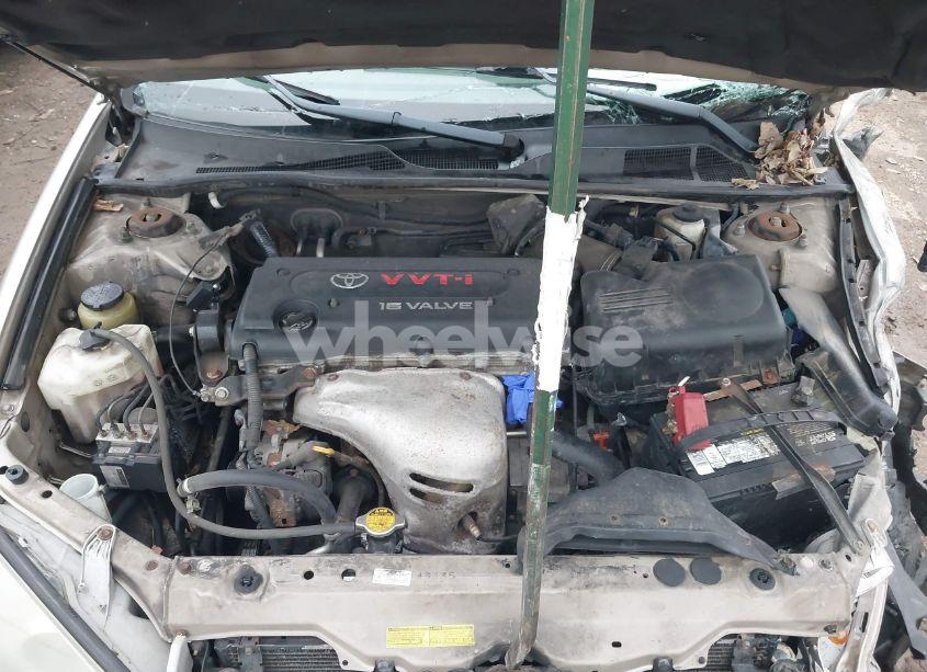 Photo 10 of 2005 Toyota Camry LE (VIN 4T1BE32KX5U049910)
