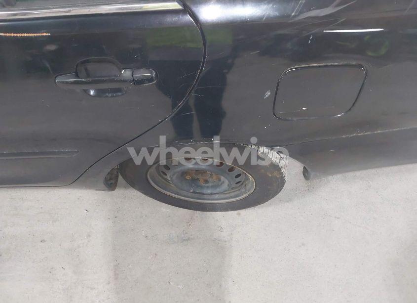 Photo 14 of 2005 Toyota Camry LE (VIN 4T1BE32KX5U054671)