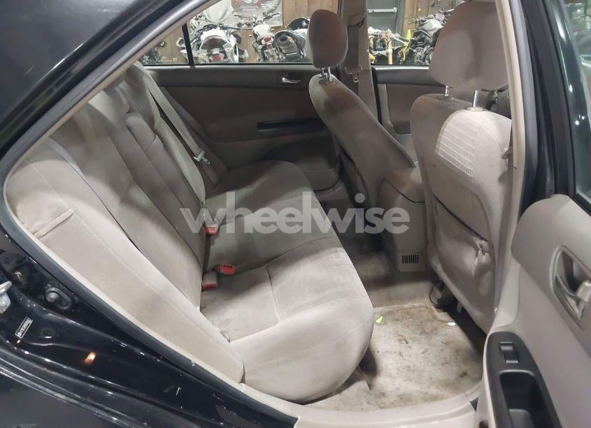 Photo 8 of 2005 Toyota Camry LE (VIN 4T1BE32KX5U054671)