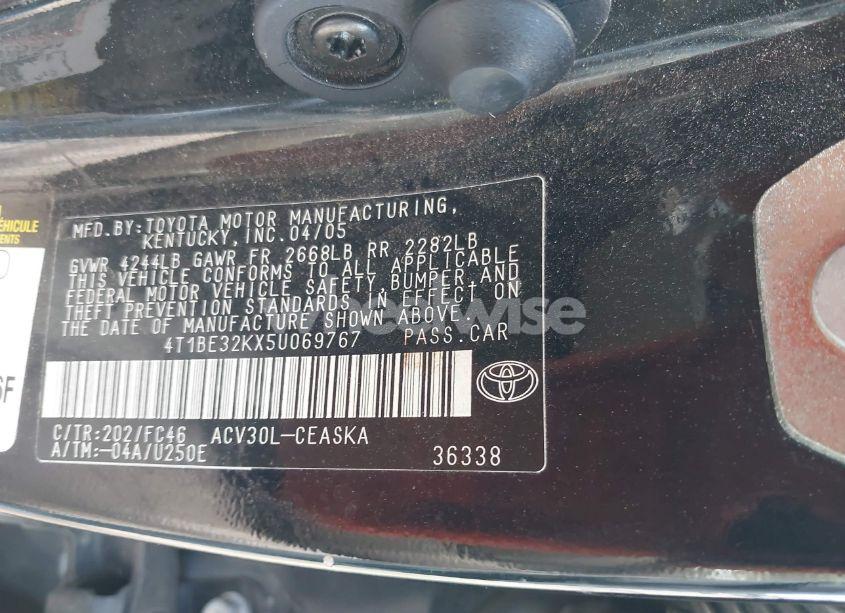 Photo 9 of 2005 Toyota Camry SE (VIN 4T1BE32KX5U069767)