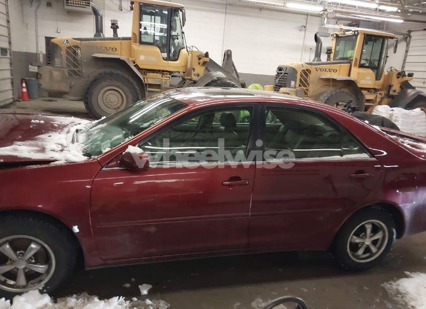 Photo 15 of 2005 Toyota Camry LE (VIN 4T1BE32KX5U072815)