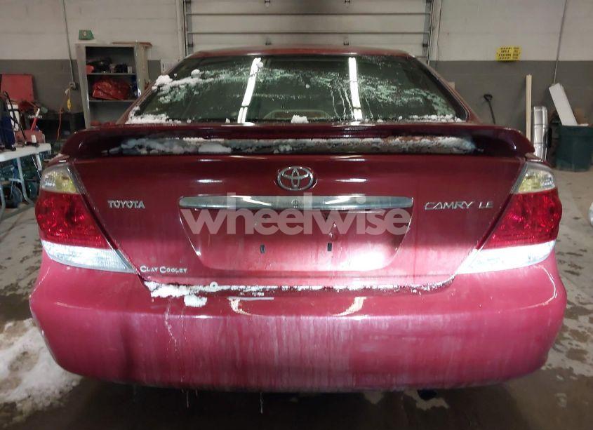 Photo 17 of 2005 Toyota Camry LE (VIN 4T1BE32KX5U072815)