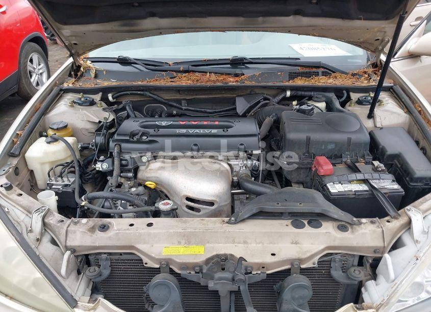 Photo 10 of 2005 Toyota Camry XLE (VIN 4T1BE32KX5U088853)